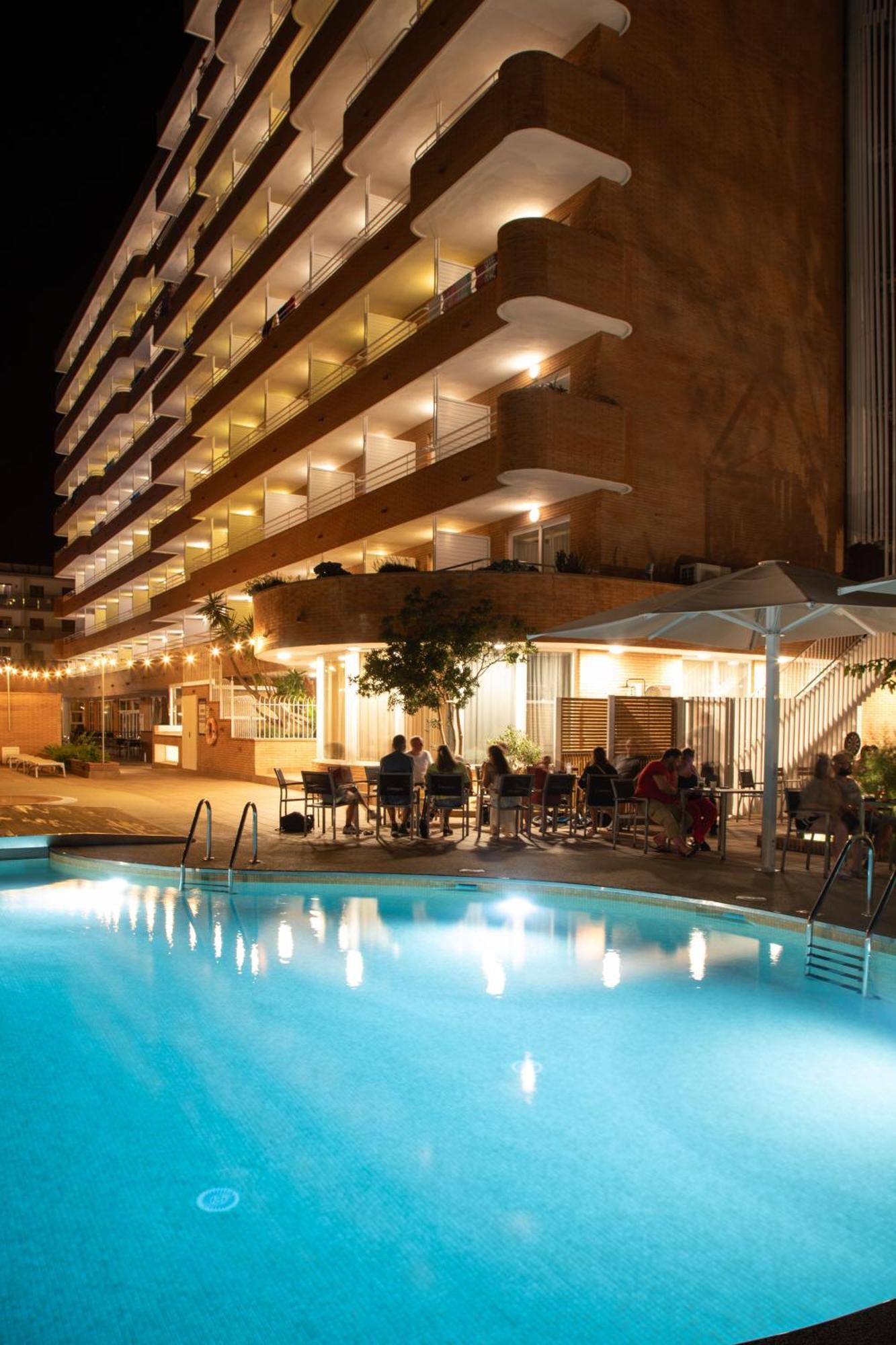Prestige Sant Marc Hotel Roses Exterior photo