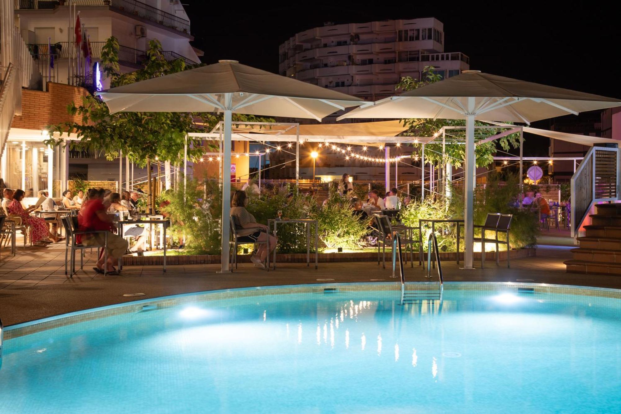 Prestige Sant Marc Hotel Roses Exterior photo