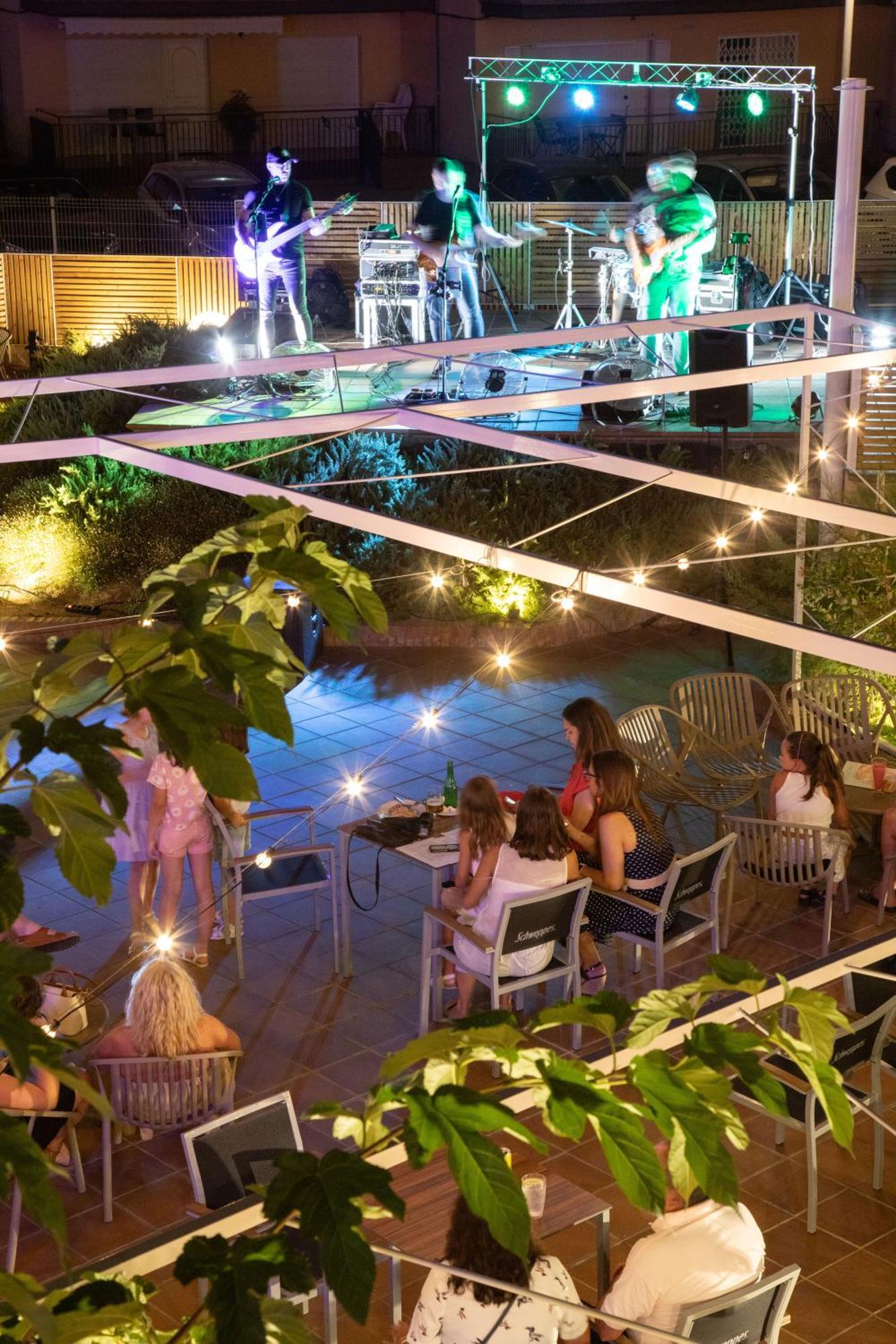 Prestige Sant Marc Hotel Roses Exterior photo