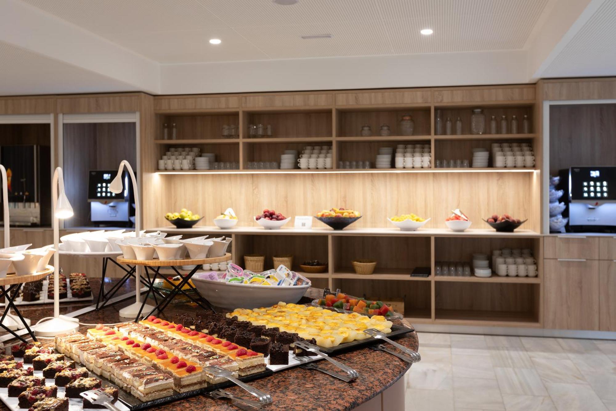 Prestige Sant Marc Hotel Roses Exterior photo