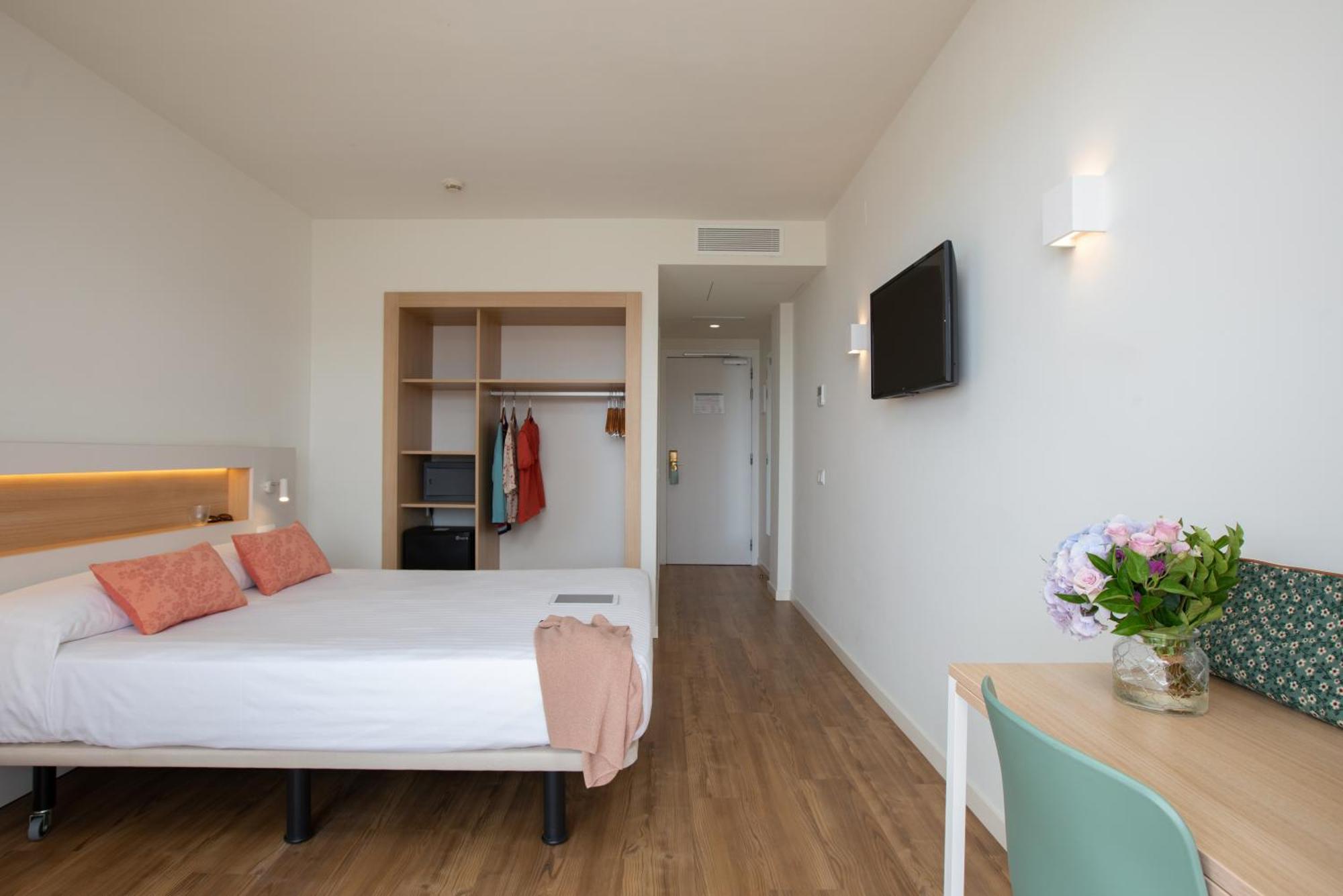 Prestige Sant Marc Hotel Roses Exterior photo